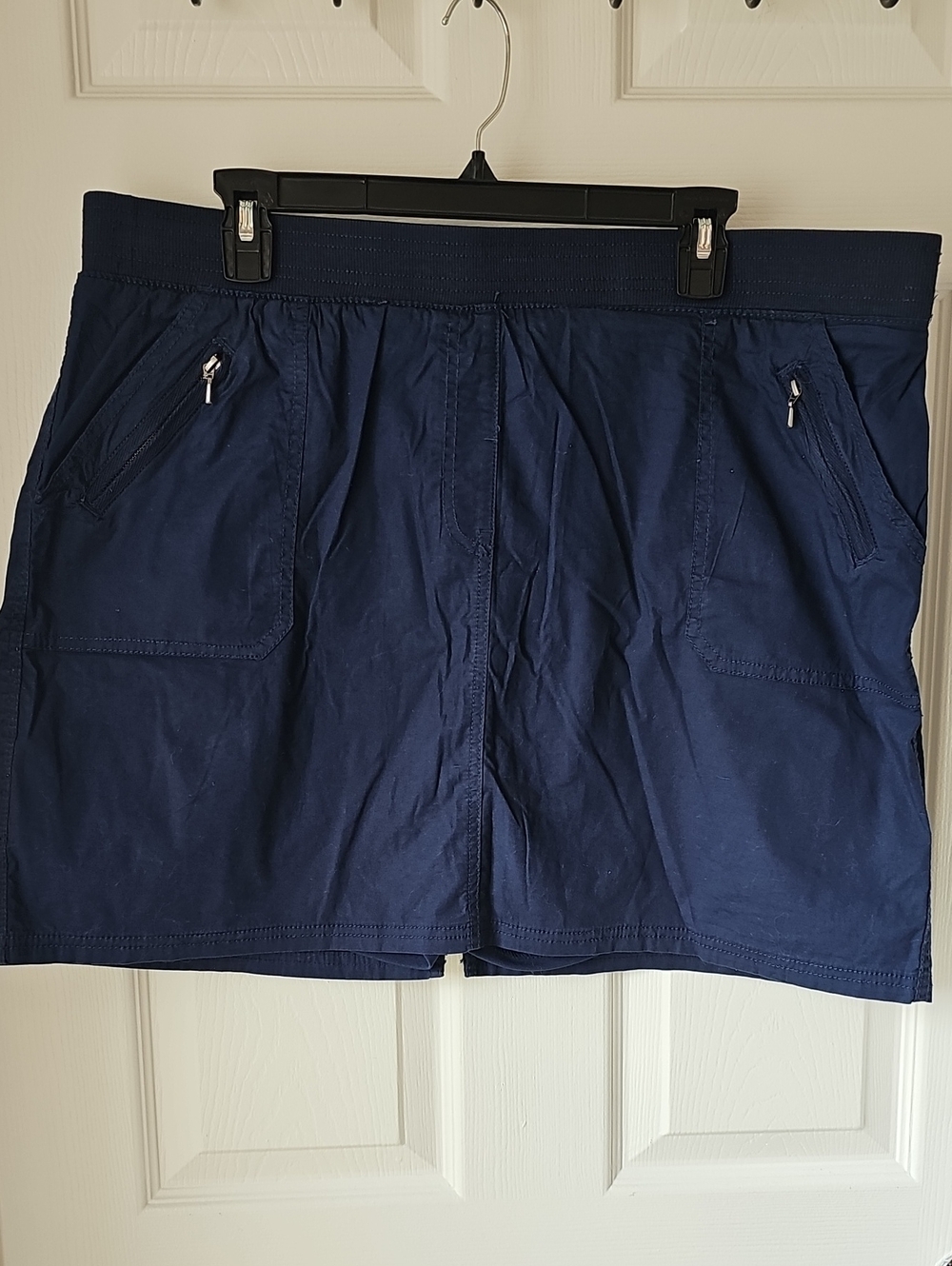 Women's Navy Blue Elastic-Waist Skort with Zip Pockets